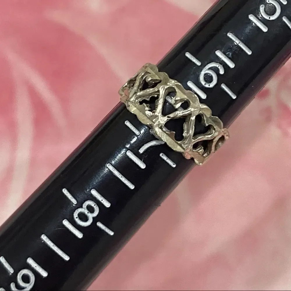 VINTAGE Silver Heart Handmade Die Cut Ring